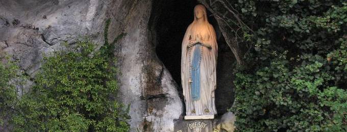 Eine kleine Ausstellung über die hl. Bernadette von Lourdes